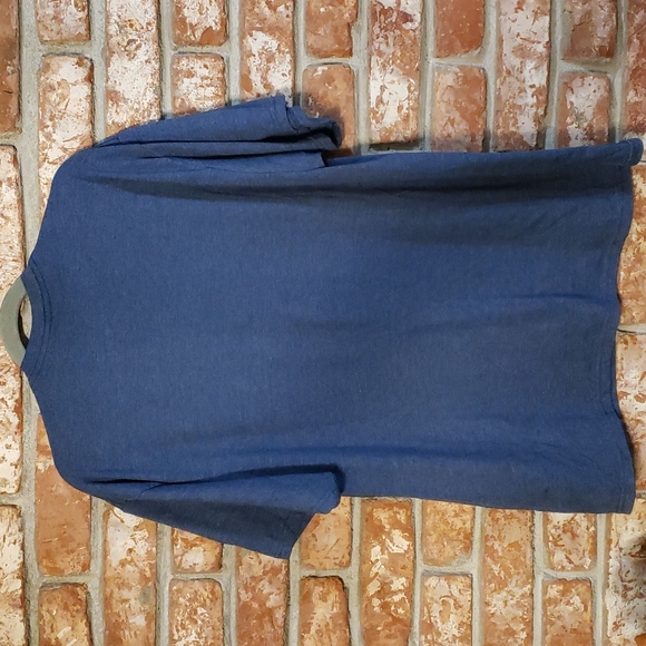 NWOT Men's Ford Mustang Ride The Pony Short Sleeve Shirt - Picture 2 of 4